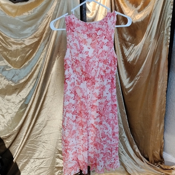 Motherhood White and Pink Sleeveless V Neck Sundress - Picture 4 of 4